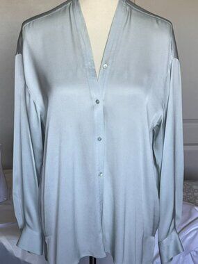 Vince Silk Oversized No Collar Button Long Sleeve Top Sz M EUC